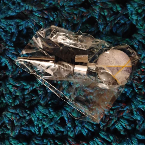 Art Glass Beverage Bottle Stoppers, Set of 3 - Picture 10 of 12